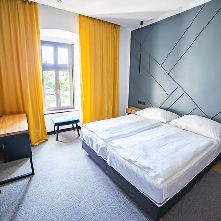 Hotel Gabriella Таполца Екстериор снимка